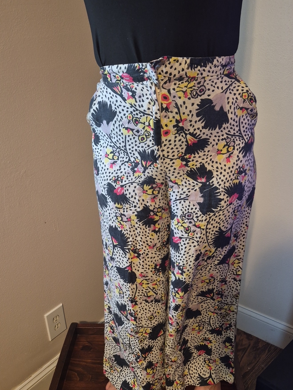 Max & Co. Wide Leg Pants with Black Floral & Pink & Yellow Accents, W  Pockets